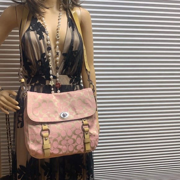 Coach Crossbody F14895 - Picture 4 of 17